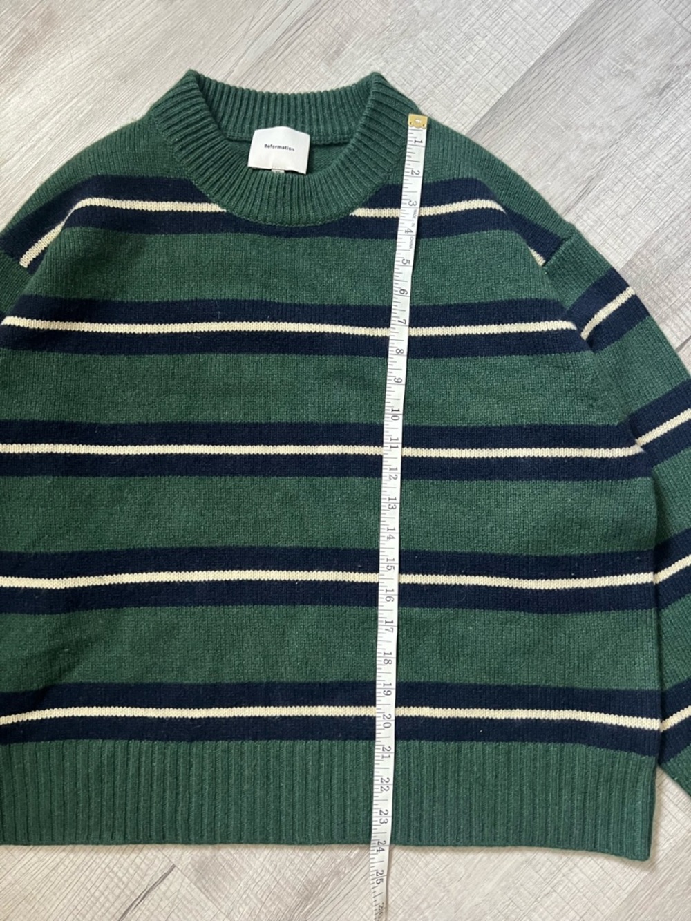 REFORMATION Cove Cashmere Oversized Crew Dark Pine Multi Stripe Green Sweater XS - Picture 16 of 16